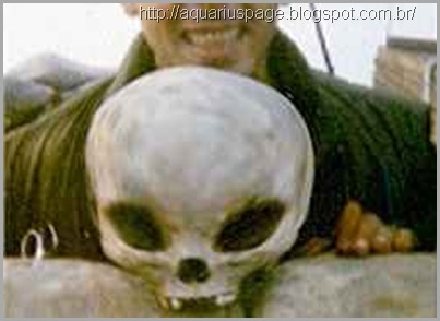 Crânio de E.T. encontrado no porão do Vaticano