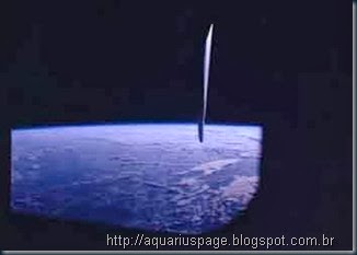 Satélite Fotografa OVNI
