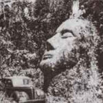 Estátuas gigantes “então saiu do arraial dos filisteus um campeão, cujo nome era golias, de gate, que tinha de altura seis côvados e um palmo [2,89 metros].” (1 samuel 17.).