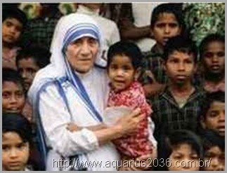 Agnes gonxha bojáxhiu a missionárias da caridade.