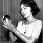 Jeane Dixon as profecias de jeane dixon e as tribulações até 2040.