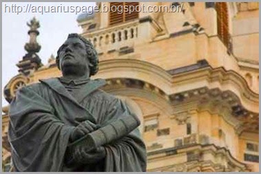 Bíblias protestantes os livros são :.