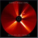 Ufo Perto do Sol misterioso objeto próximo ao sol.