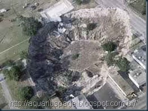 Sinkholes os booms.