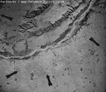 Sitio de pirâmide chinesa alien base estrangeira na grande pirâmide de china.