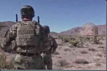 Uma criatura alienígena gigante é destruída no deserto do Novo México !