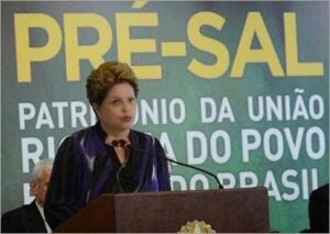 Jornalista americano alerta que governo dos EUA estão agindo para derrubar Dilma 6 Dilma pre sal