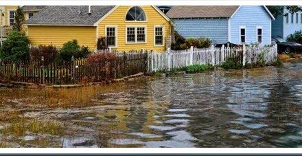 Inundacao portsmouth estado de new hampshire inundando costa leste dos eua.