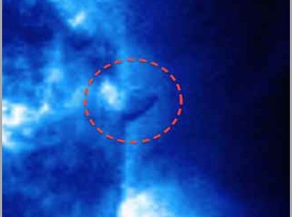 Ufo Gigante Dimensao Maior Terra ufo do tamanho da terra foi flagrado pela nasa usando o sol como stargate.