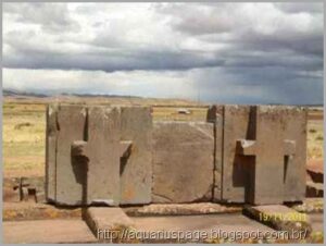 Puma Punku – A cidade dos deuses nas Américas 9 Pedra em h