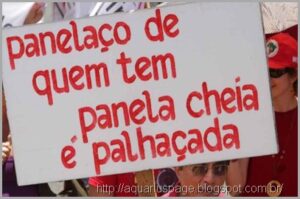 Manifestações 2015, golpistas em prol da soberania americana (EUA) 3 Panelaco da direita golista