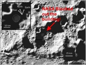 Cratéra bombardeada nasa lua