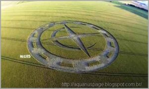 Crop circle clearbury nova era 2015