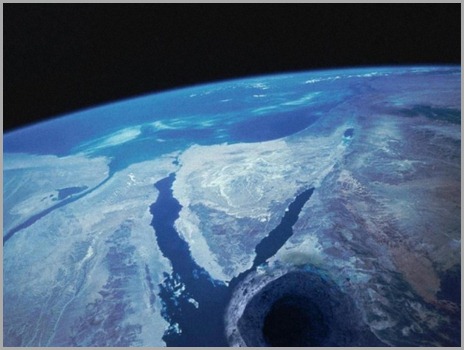 Há um outro Sol e civilização humana no interior da Terra (Agartha)?