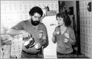 "Marisa Letícia com AVC, vai para o SUS, sofre e morre lá praga” (manifesto de direita) 11 Lula Esposa Marisa Leticia