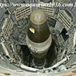 Silo com missil titan no múseu de green valley arizona oficiais e senadores do pentágono dizem que os ovnis desativaram armas nucleares.
